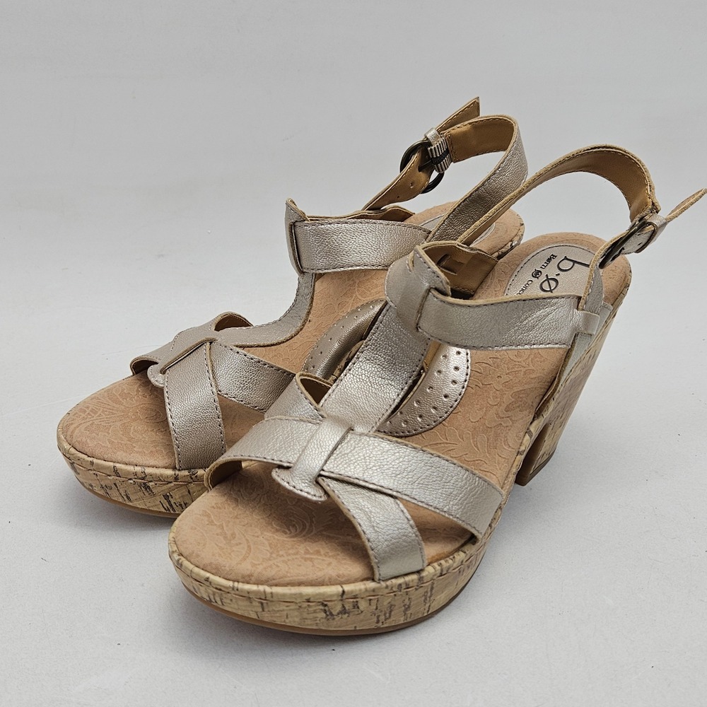 BOC Born Concept Women 8 Metallic Gold Leather Cork Platform Wedge Sandal C44646